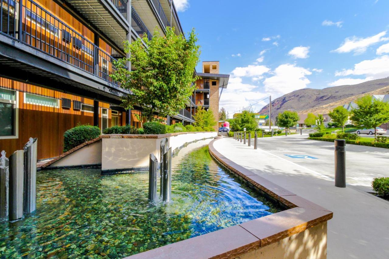 Chelan Resort Suites: Water Sunset Εξωτερικό φωτογραφία