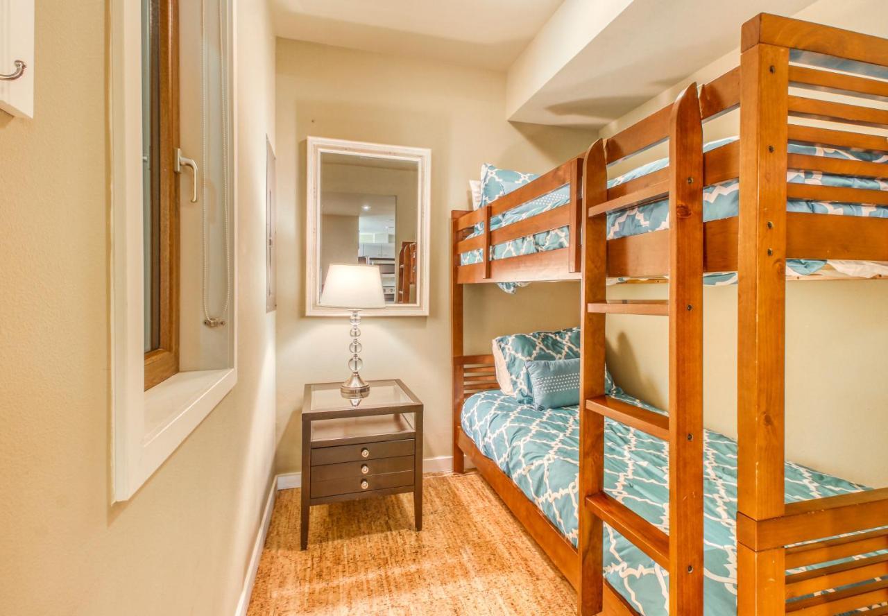 Chelan Resort Suites: Water Sunset Εξωτερικό φωτογραφία