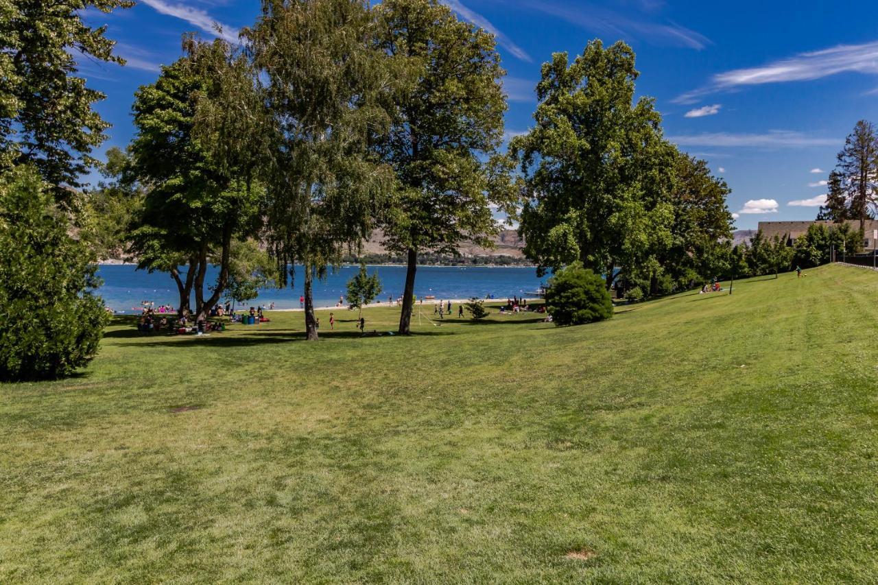 Chelan Resort Suites: Water Sunset Εξωτερικό φωτογραφία